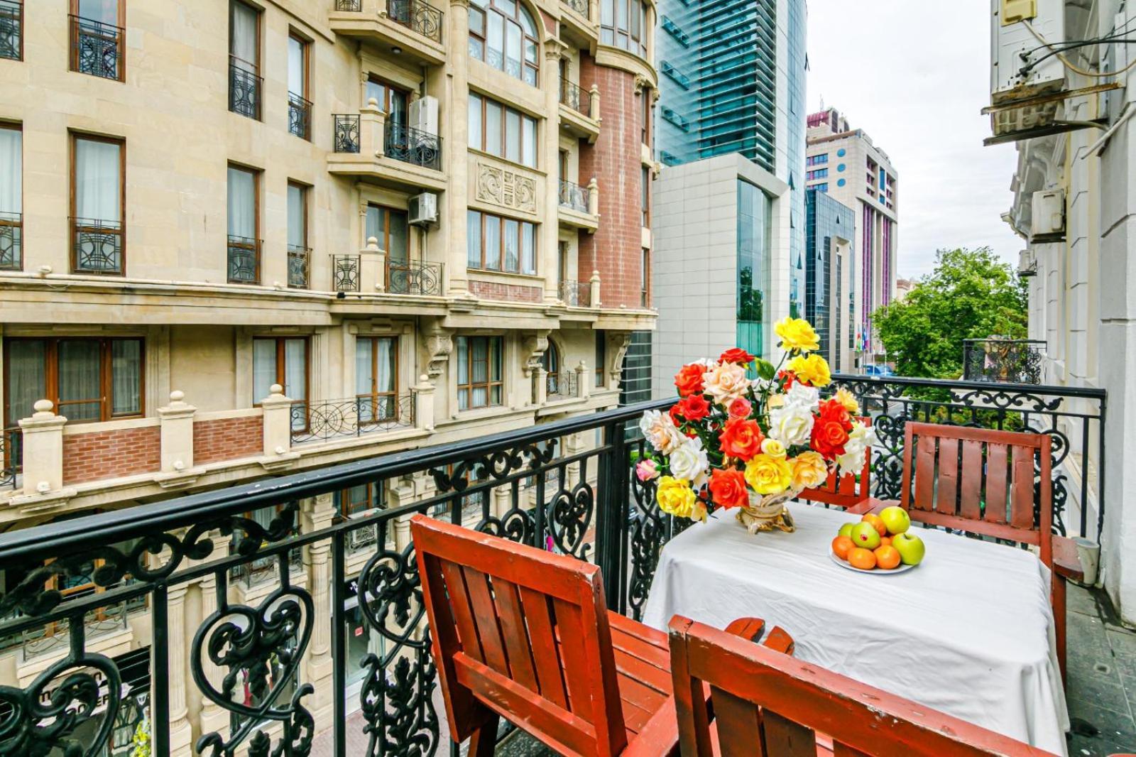 Sera Hotel Baku Exterior photo