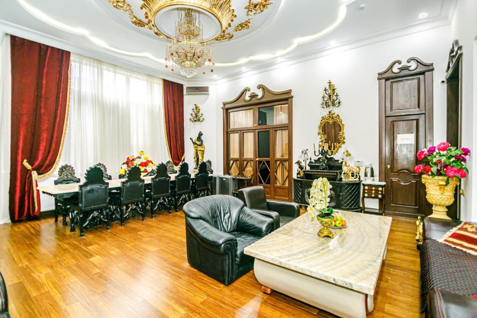 Sera Hotel Baku Exterior photo