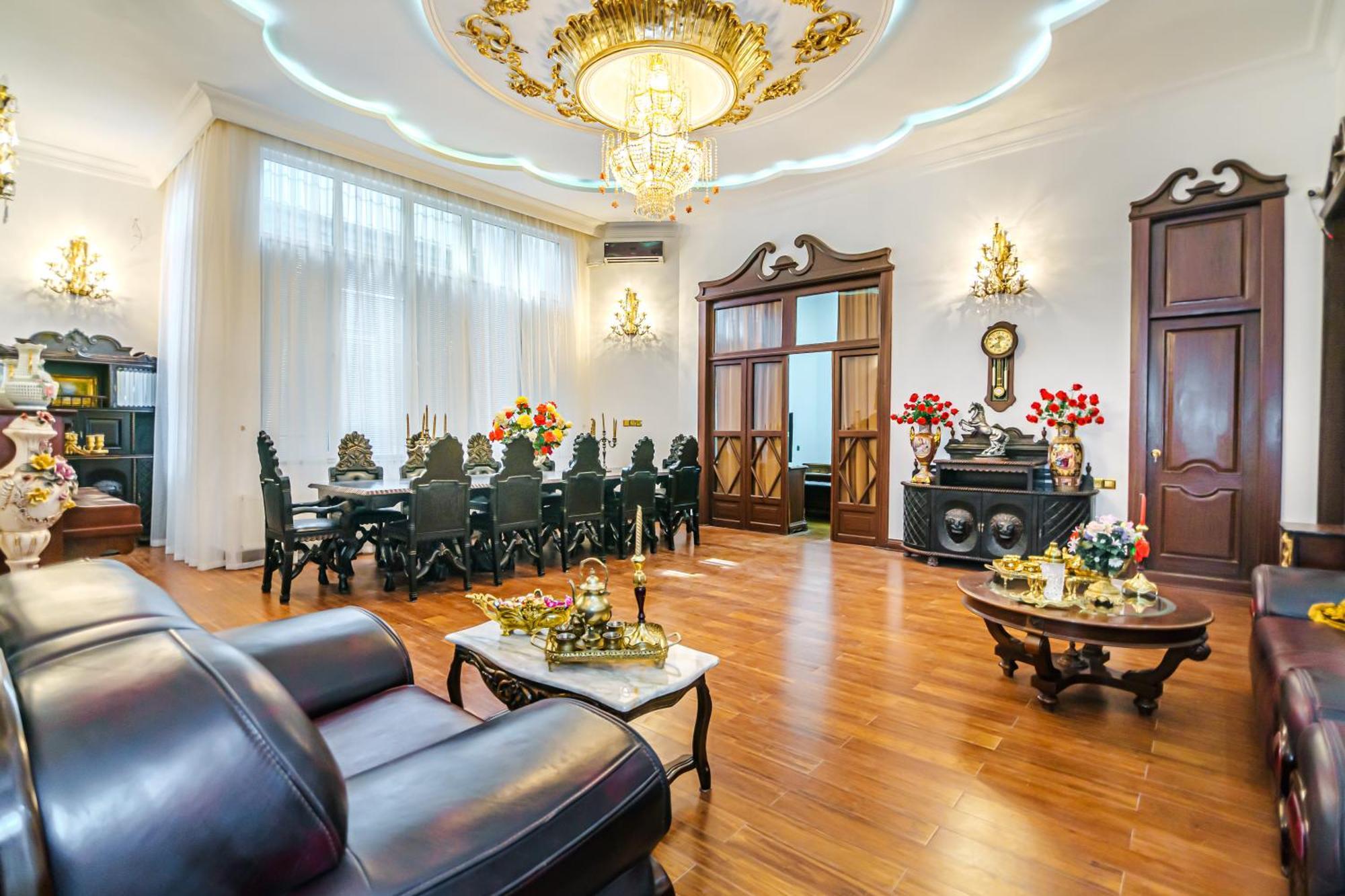 Sera Hotel Baku Exterior photo