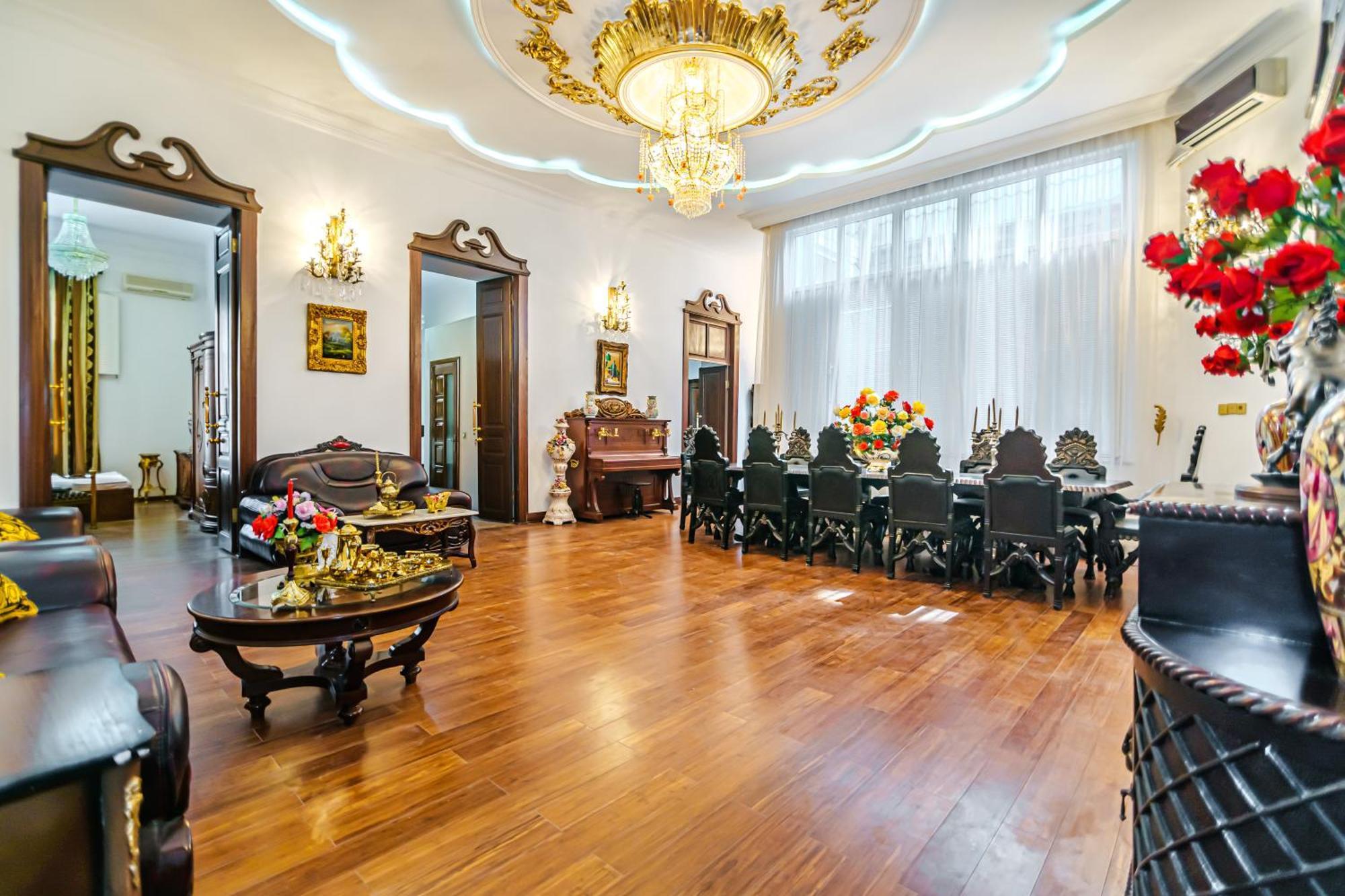 Sera Hotel Baku Exterior photo