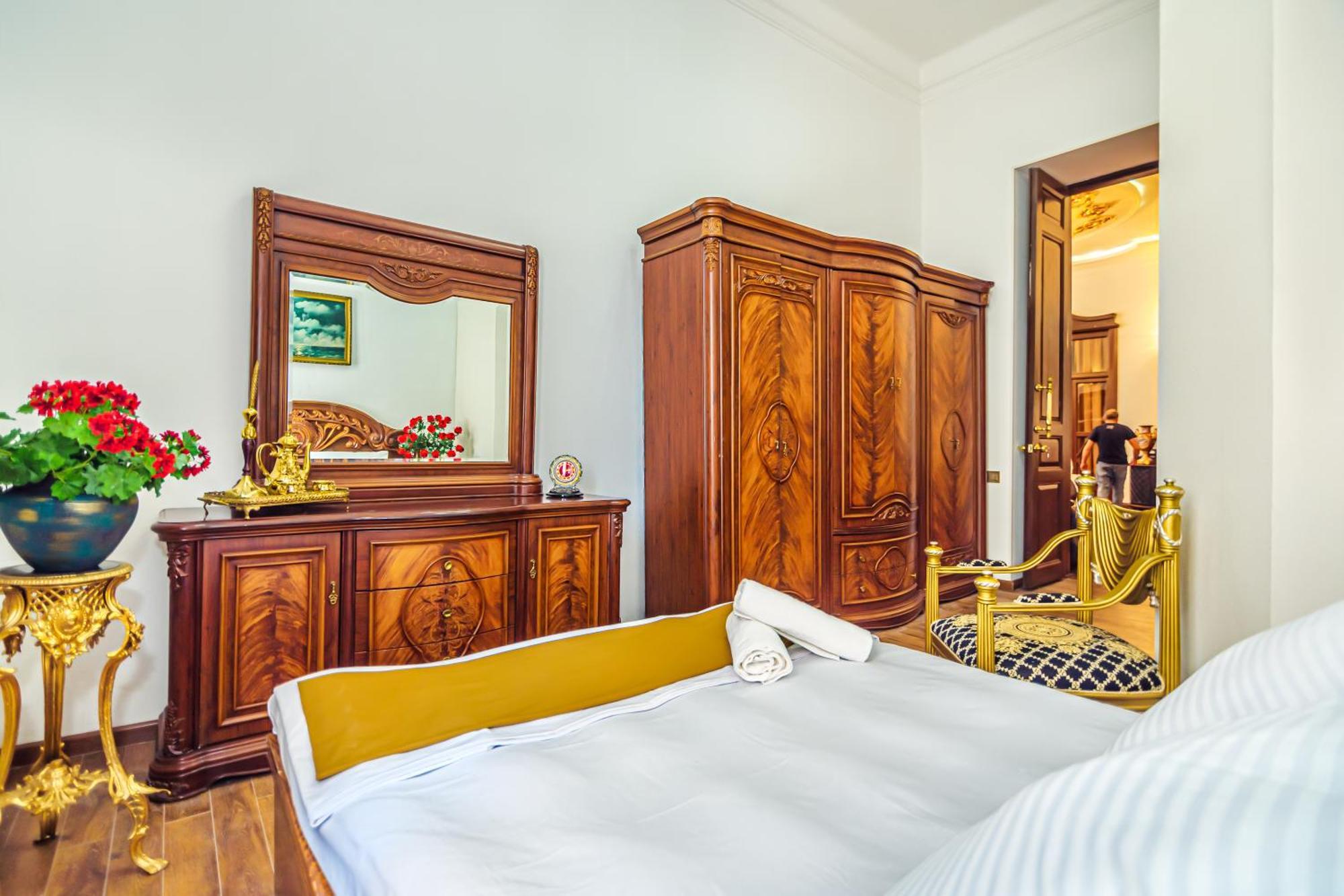 Sera Hotel Baku Exterior photo